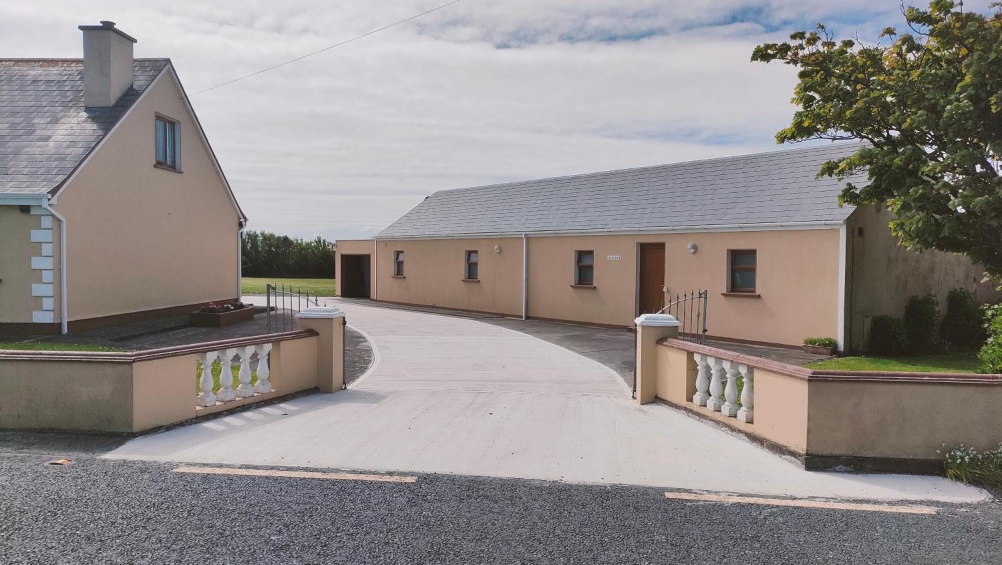 Danubio Guest Accommodation Doonbeg Exterior foto
