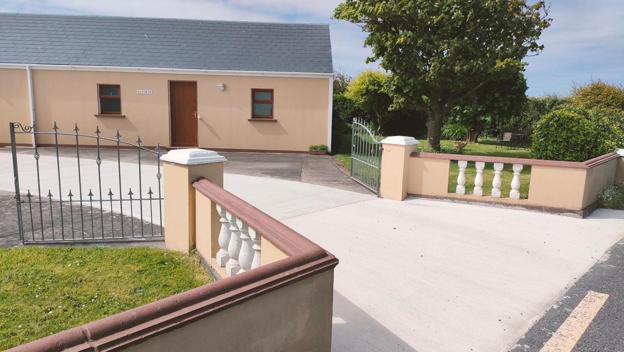Danubio Guest Accommodation Doonbeg Exterior foto